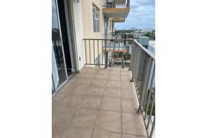 1470 NE 125th Terrace APT 803, North Miami, FL 33161, Sold 05/16/25