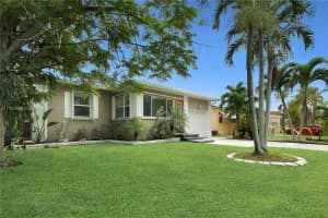 2422 Roosevelt St, Hollywood, FL 33020, Sold 06/09/25