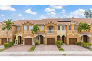 1008 NW 102 Pl, Miami, FL 33172, Sold 02/24/25
