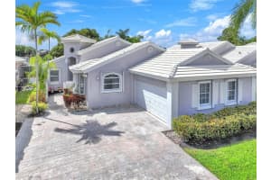 15236 Wilshire Cir S, Pembroke Pines, FL 33027, Sold 04/15/25