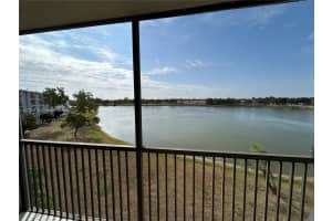 8710 N Sherman Cir 402, Miramar