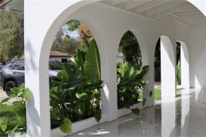 10845 Peachtree Dr Miami, FL 33161 - MLS#A11750881