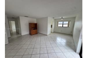 15455 SW 80th St Apt 202-1, Miami, FL 33193, Sold 04/16/25