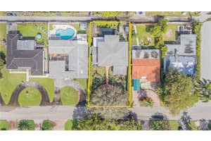 1111 Washington St, Hollywood, FL 33019, - MLS#A11750904