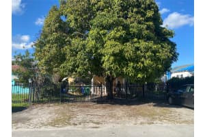 249 NW 102nd St, Miami, FL 33150, Sold 04/30/25