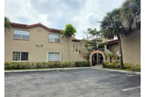 365 SW 86th Ave APT 201, Pembroke Pines, FL 33025, - MLS#A11751044