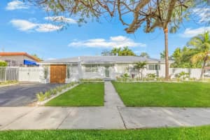 5045 SW 92nd Ave, Miami, FL 33165, Sold 05/20/25