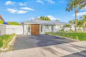 5045 SW 92nd Ave, Miami, FL 33165, Sold 05/20/25