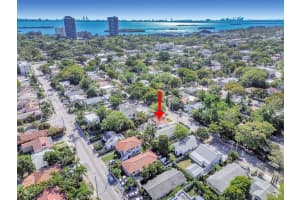 461 Ne 70th Street, Miami
