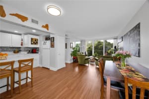 820 NW 87th Ave APT 302, Miami, FL 33172, Sold 07/11/25