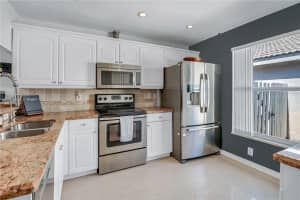17994 SW 29th Ct, Miramar, FL 33029, Sold 04/29/25