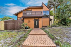 10141 Woodbury Ct, Pembroke Pines, FL 33026, Sold 04/17/25