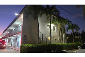1000 W 28th St APT 2, Hialeah, FL 33010, Sold 05/22/25