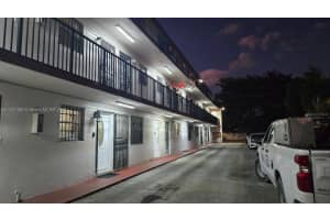 1000 W 28th St APT 2, Hialeah, FL 33010, Sold 05/22/25