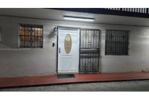 1000 W 28th St APT 2, Hialeah, FL 33010, Sold 05/22/25