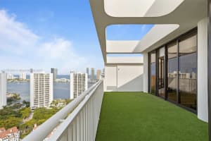 2000 Island Blvd Ph-5, Aventura