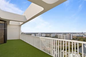 2000 Island Blvd Ph-5 Aventura, FL 33160 - MLS#A11751403