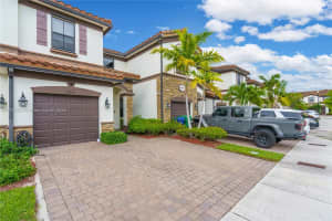 9033 NW 184th St #9033, Hialeah, FL 33018, Sold 04/03/25