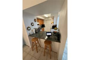 935 NE 199th St Apt 205-16, Miami, FL 33179, Sold 04/29/25