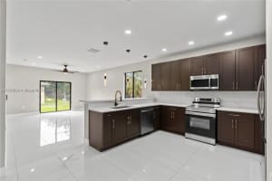 1121 SW 4th Ave, Pompano Beach, FL 33060, Sold 03/12/25