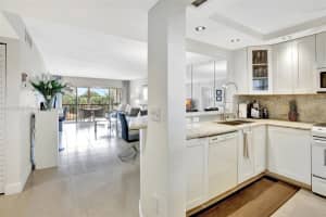 3930 Inverrary Blvd 405-d, Lauderhill