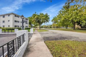 940 Sevilla Ave 108 Coral Gables, FL 33134 - Off Market