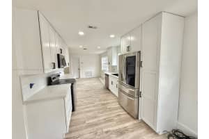 851 SW 67th Ave, North Lauderdale, FL 33068, Sold 04/07/25