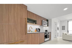 159 NE 6th St #3813, Miami, FL 33132, Sold 06/02/25