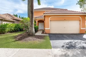 934 Bluewood Terrace, Weston, FL 33327, Sold 07/25/25