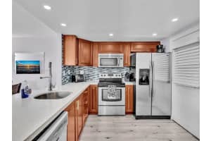 3849 NE 169th St APT 406, North Miami Beach, FL 33160, Sold 06/20/25