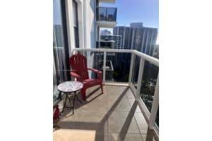 ELDORADO TOWERS, 3675 N Country Club Dr APT 2205, Aventura, FL 33180, Sold 10/07/25