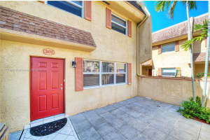 7175 Nova Dr APT 301, Davie, FL 33317, Sold 07/03/25
