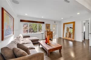 11660 NE 8th Ave, Biscayne Park, FL 33161, - MLS#A11751889