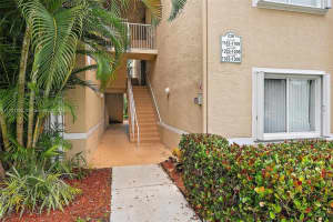 236 Village Blvd APT 1304, Tequesta, FL 33469, Sold 04/30/25