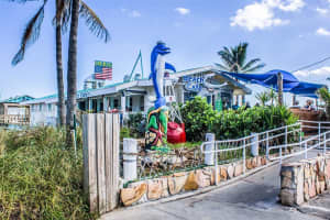 3261 Oleander Way Lauderdale By The Sea, FL 33062 - MLS#A11751943