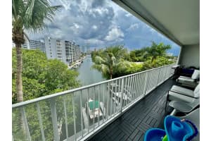 16531 NE 35th Ave, North Miami Beach, FL 33160, Sold 06/13/25