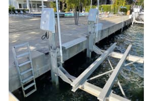 150 Se 25 Rd Slip 13 Miami, FL 33129 Sold 06/23/25