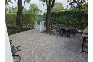 20205 W Oakhaven Cir, Miami, FL 33179, - MLS#A11752009
