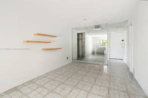 1000 Michigan Ave APT 208, Miami Beach, FL 33139, Sold 04/22/25