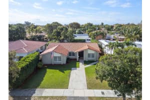 3060 NW 4th St, Miami, FL 33125, Sold 04/04/25