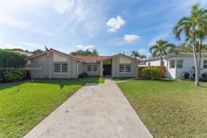 3060 NW 4th St, Miami, FL 33125, Sold 04/04/25