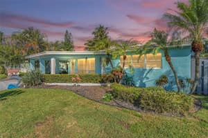 805 SE 14th Dr, Deerfield Beach, FL 33441, Sold 05/05/25