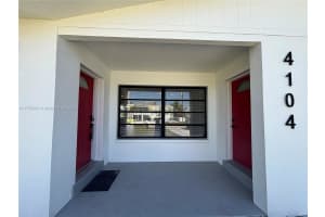 4104 E River Dr, Fort Myers, FL 33916, Sold 04/04/25
