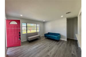 4104 E River Dr, Fort Myers, FL 33916, Sold 04/04/25