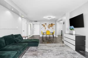 18011 Biscayne Blvd APT 1602, Aventura, FL 33160, Sold 09/08/25