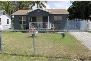 247 Nw 97th St, Miami