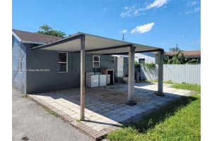 247 NW 97th St, Miami, FL 33150, - MLS#A11752393