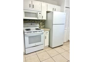 852 NE 209th St, Miami, FL 33179, Sold 03/27/25