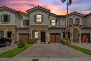 9831 Nw 88th Ter, Doral