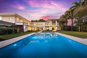 6080 Sw 88th St, Pinecrest